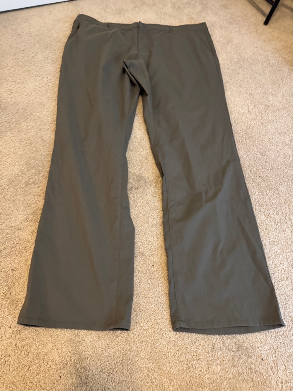 Weatherproof Olive Green Casual Pants.  42/34 regular fit